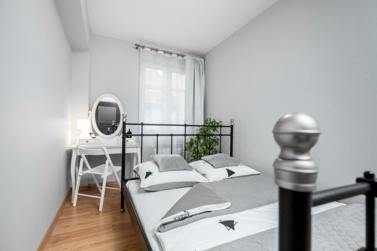Apartament Gemini Dzierżoniów Εξωτερικό φωτογραφία